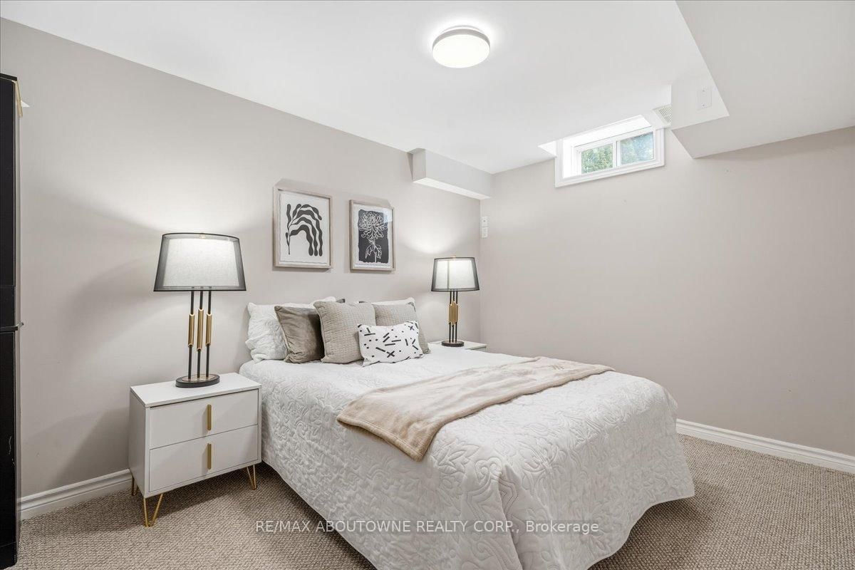 1282 Parkhurst Drive • Oakville, ON photo 44