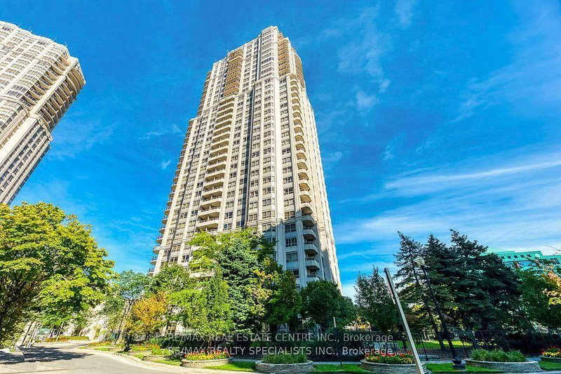 2422 - 25 Kingsbridge Garden Circle