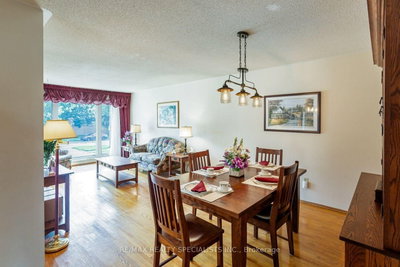 32 Falconer Drive • Mississauga, ON photo 8