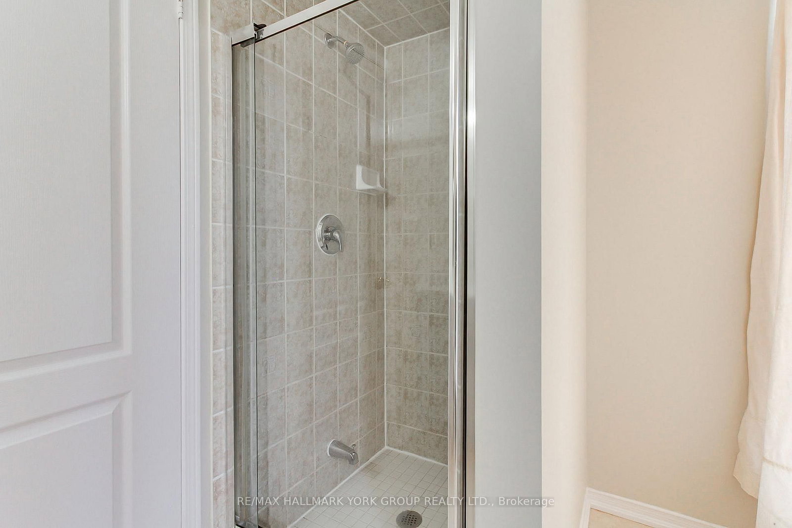 60 Delabo Drive • Toronto, ON photo 21