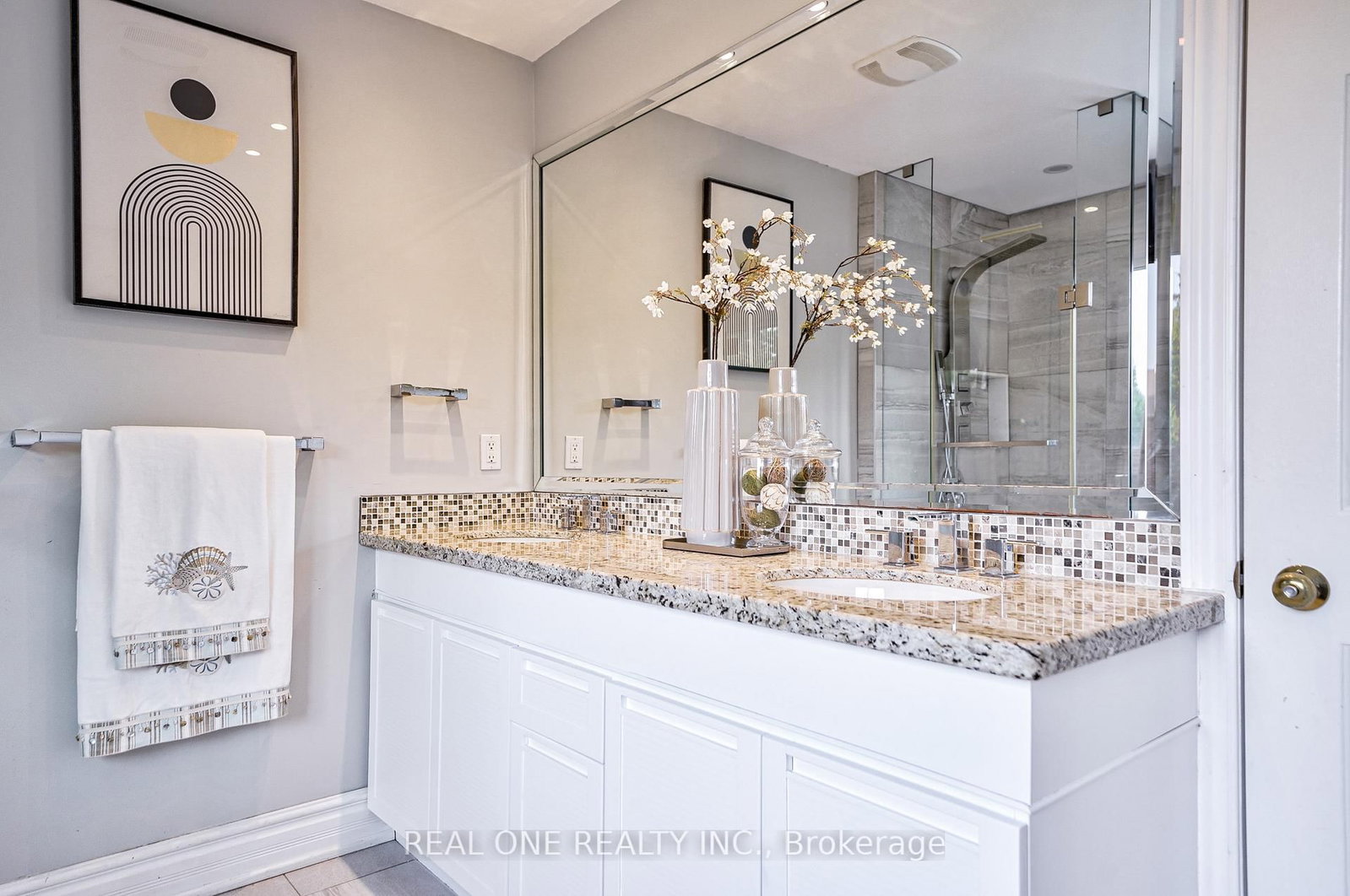 1321 Monks Passage • Oakville, ON photo 29
