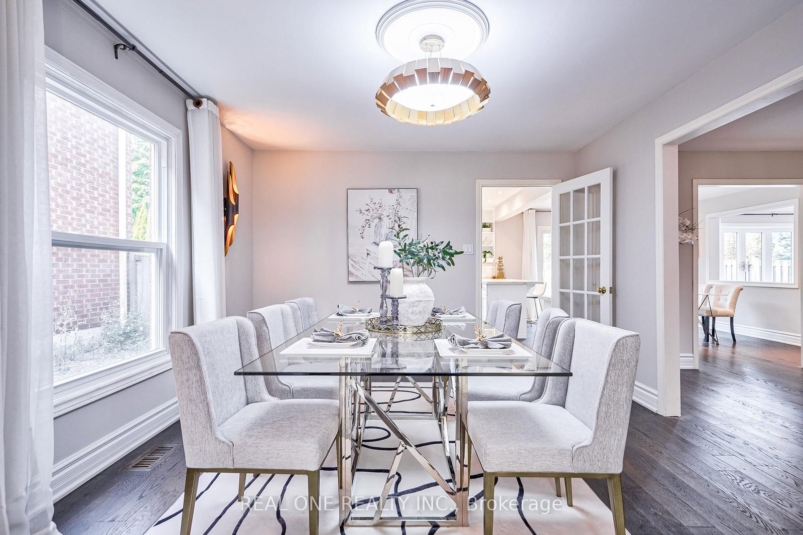 1321 Monks Passage • Oakville, ON photo 7