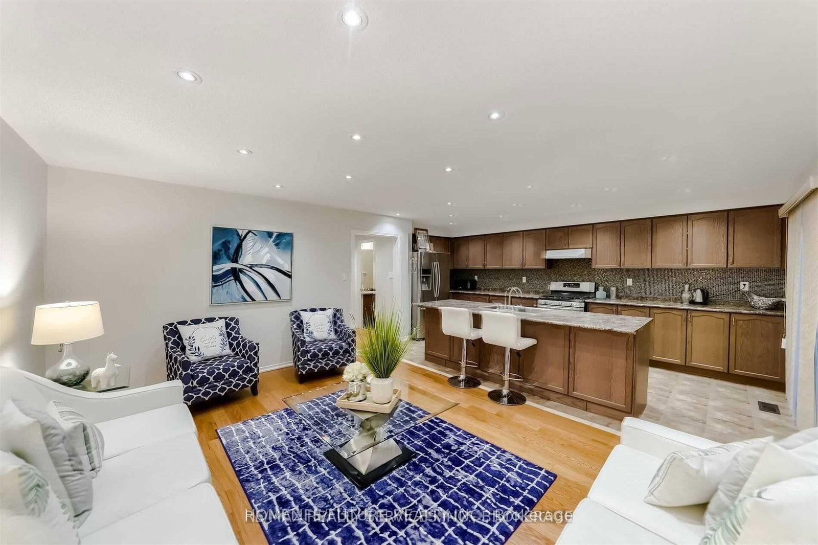 24 Oklahoma Drive • Brampton, ON photo 11