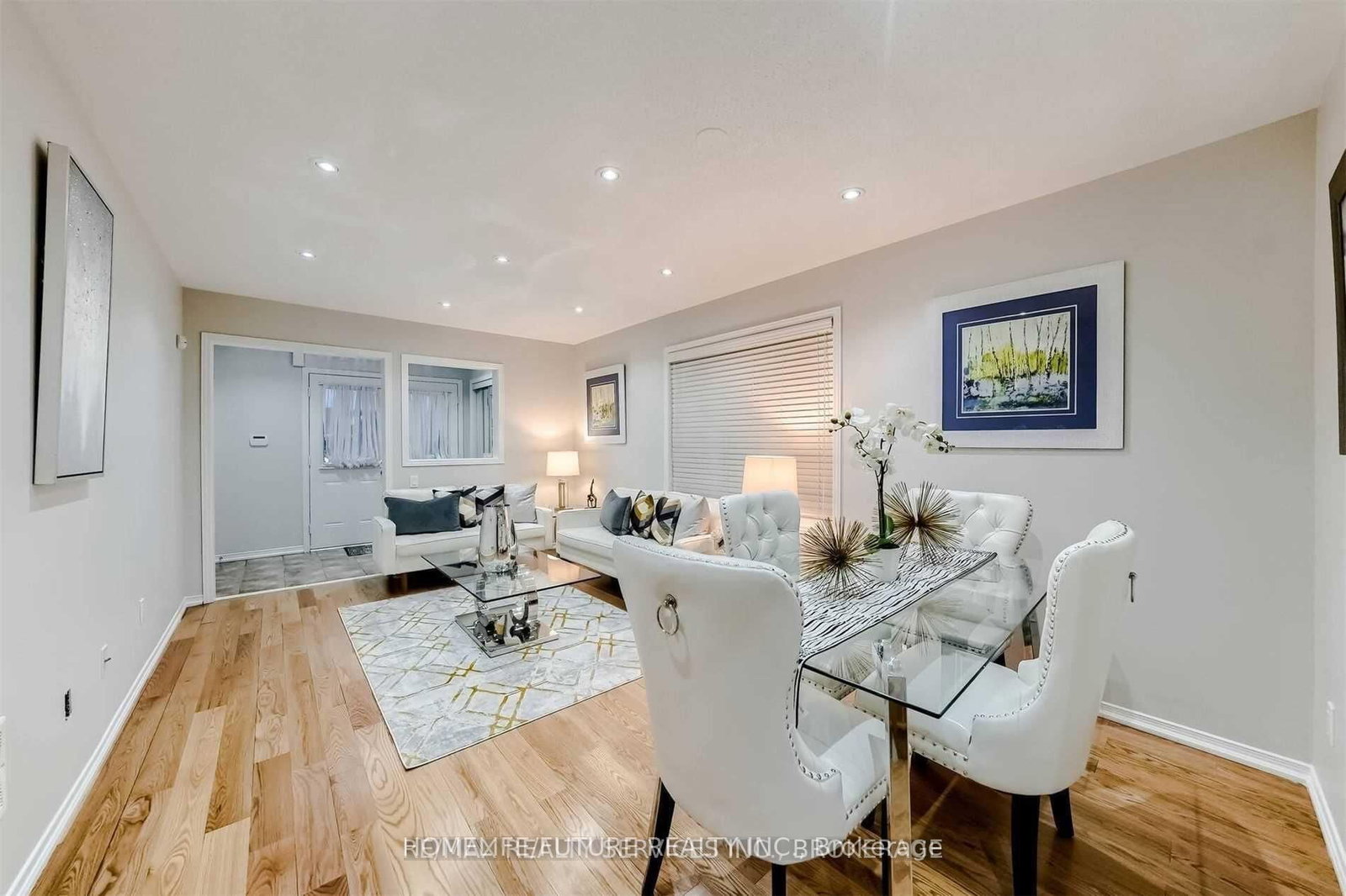 24 Oklahoma Drive • Brampton, ON photo 4