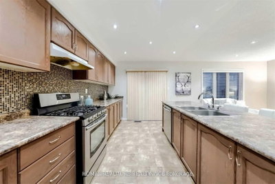 24 Oklahoma Drive • Brampton, ON photo 9