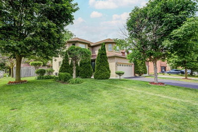 2 Banner Road • Brampton, ON photo 6