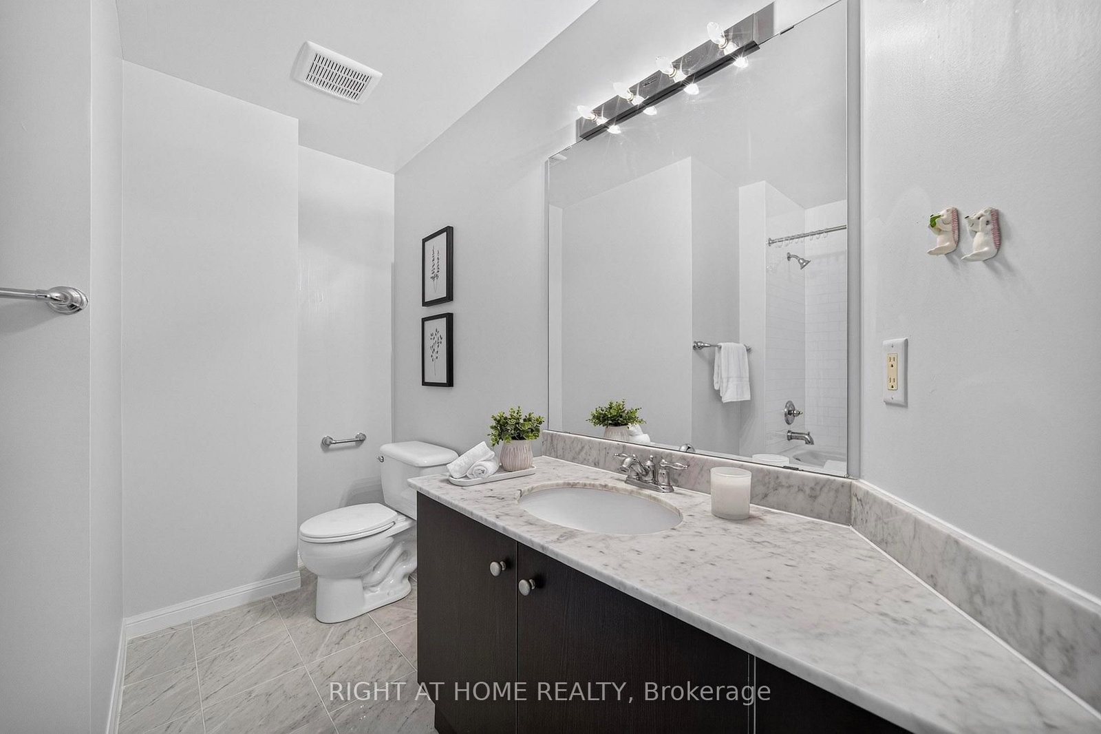 15 Windermere Avenue • #2201 • Toronto, ON photo 15