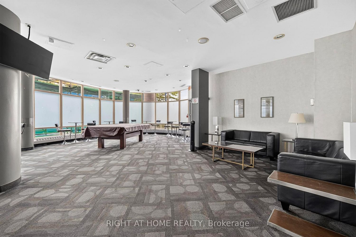 15 Windermere Avenue • #2201 • Toronto, ON photo 30