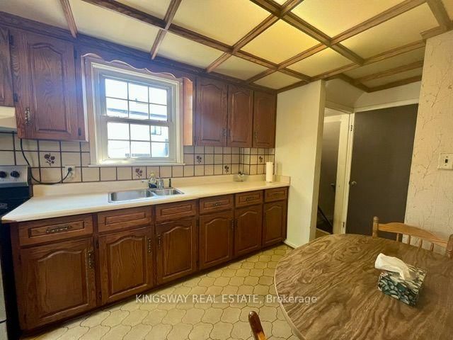 26 Jerome Street • Toronto, ON photo 5