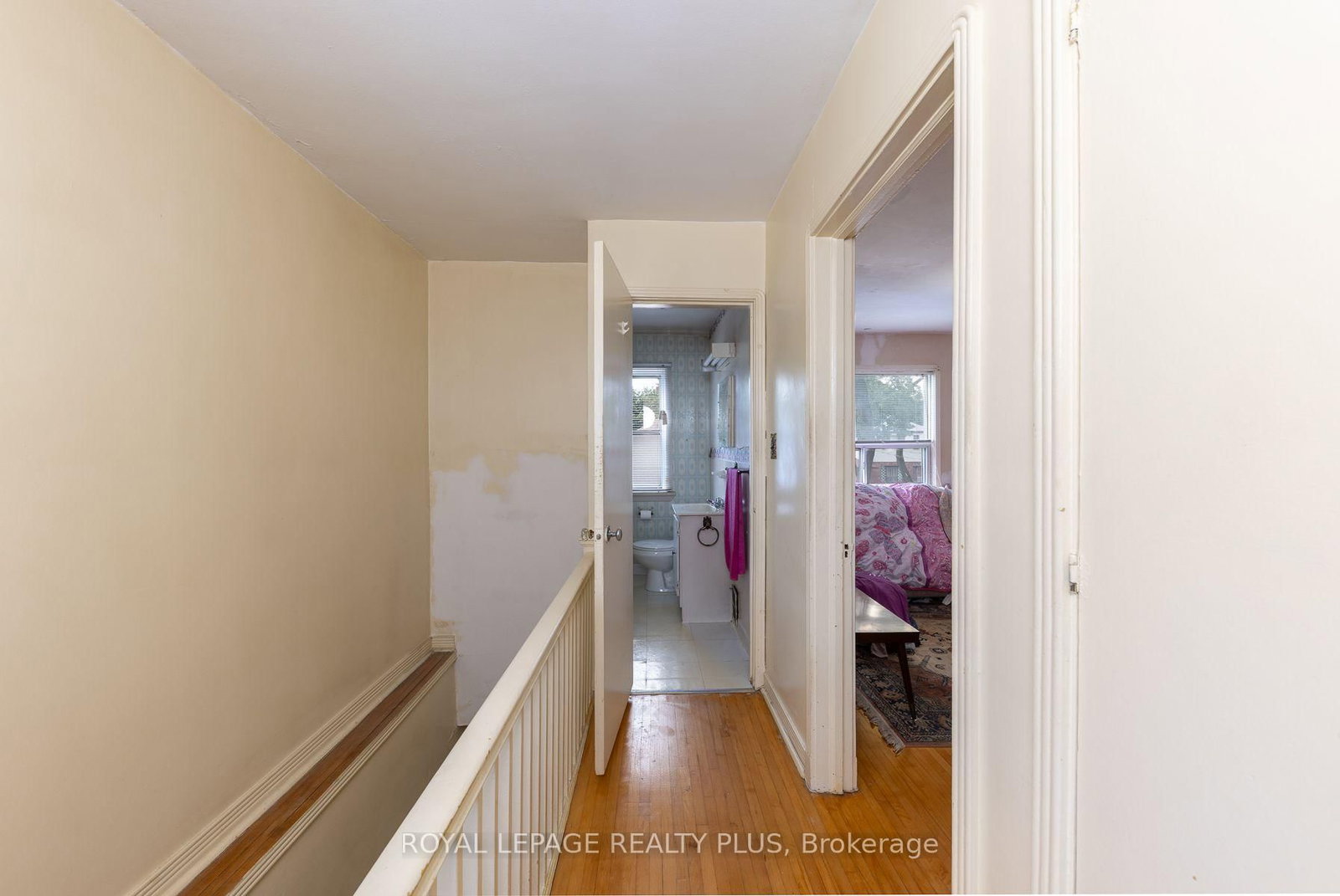 33 Dayton Avenue • Toronto, ON photo 10
