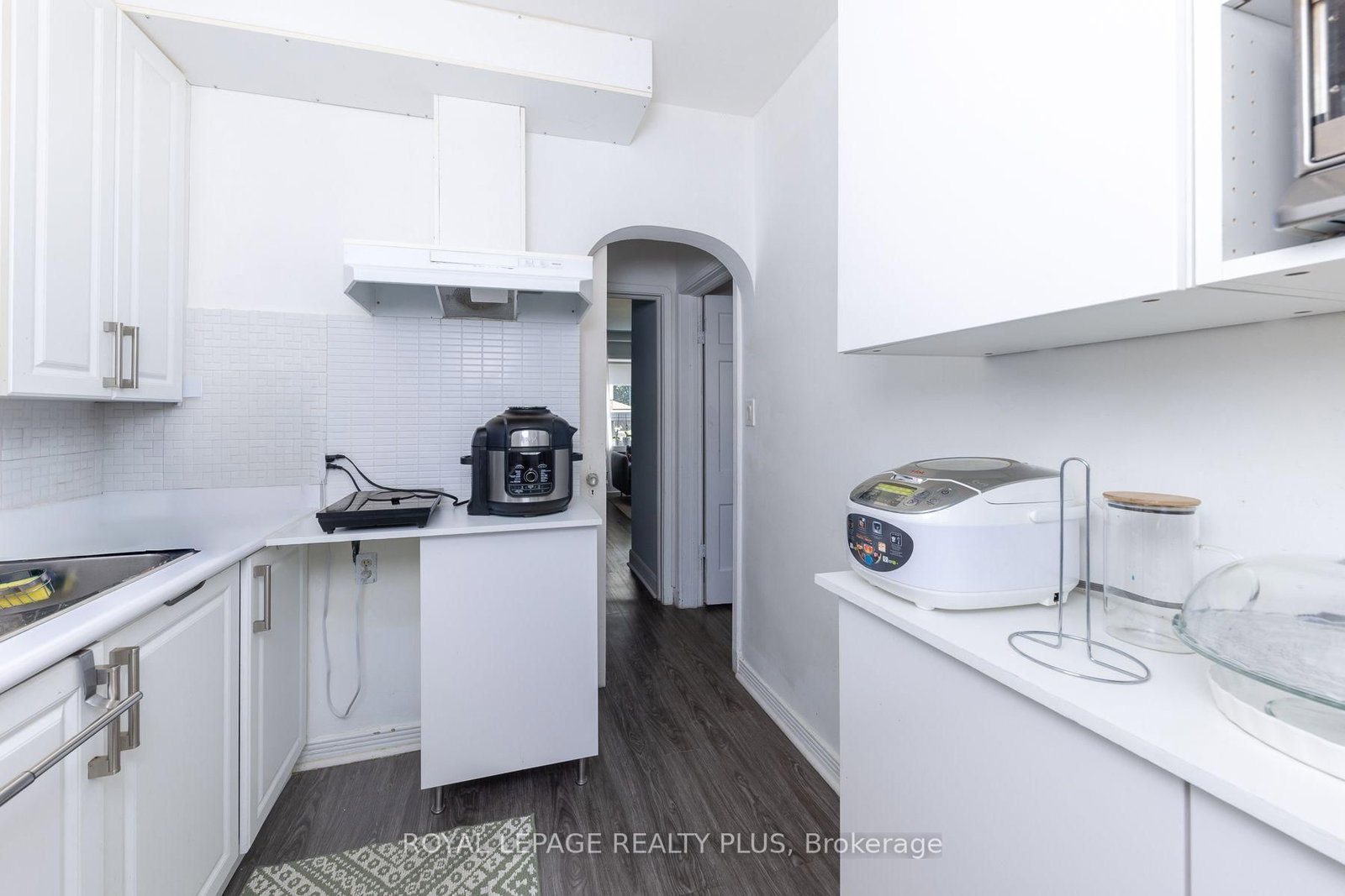 33 Dayton Avenue • Toronto, ON photo 6