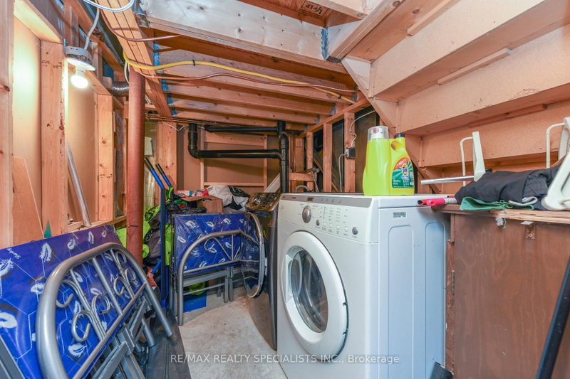 41 Madronna Brampton,ON L7A 2V9 — Photo 45