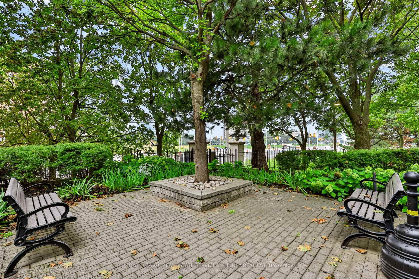3650 Kaneff Crescent • #2801 • Mississauga, ON photo 39
