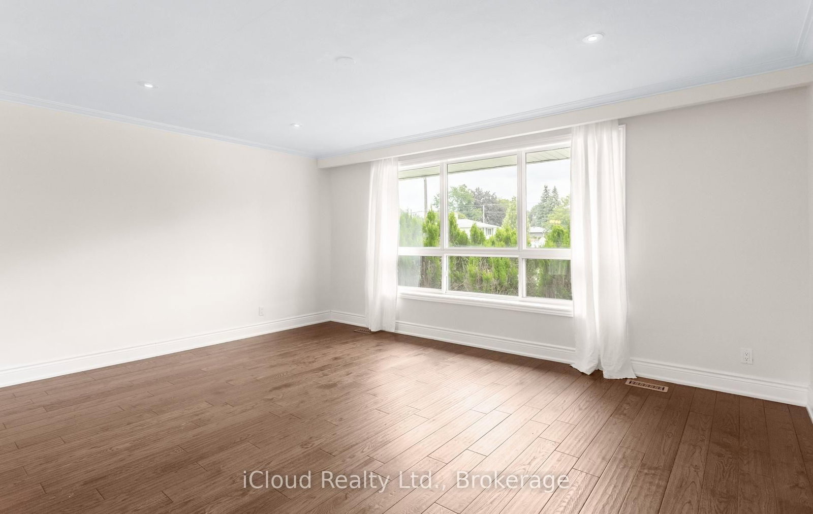 588 Walkers Line • Burlington, ON photo 20