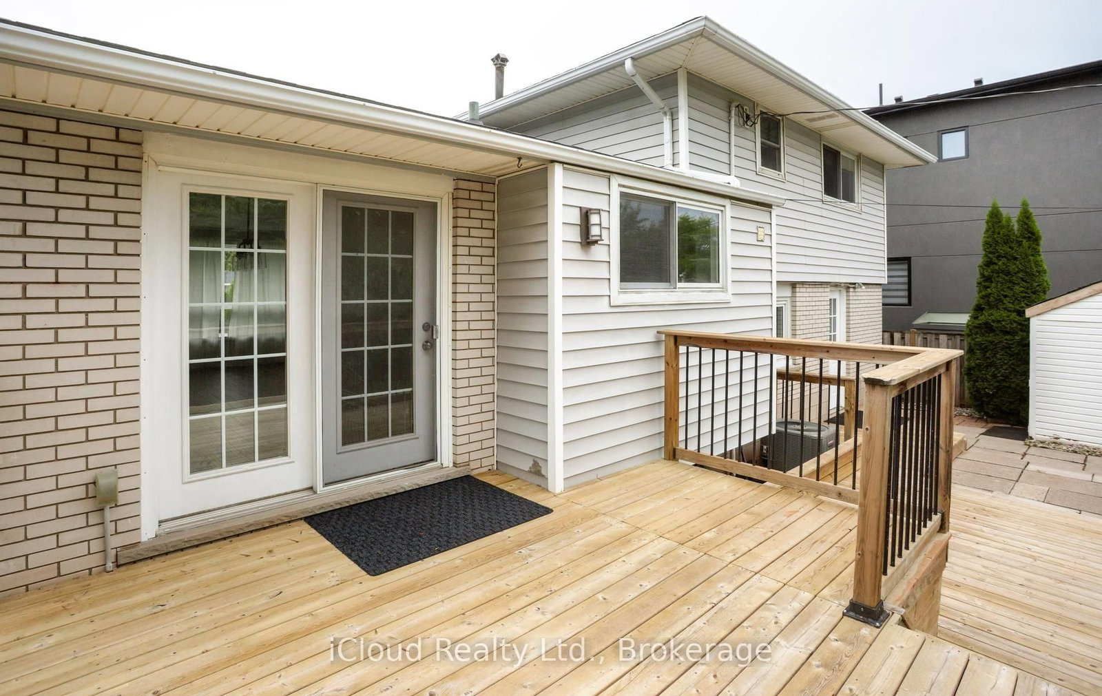 588 Walkers Line • Burlington, ON photo 46