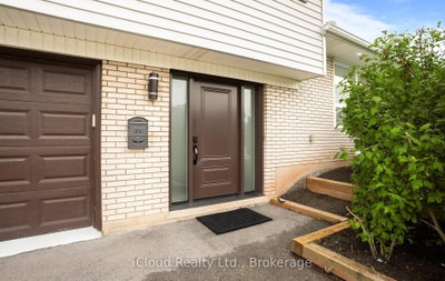 588 Walkers Line • Burlington, ON photo 8