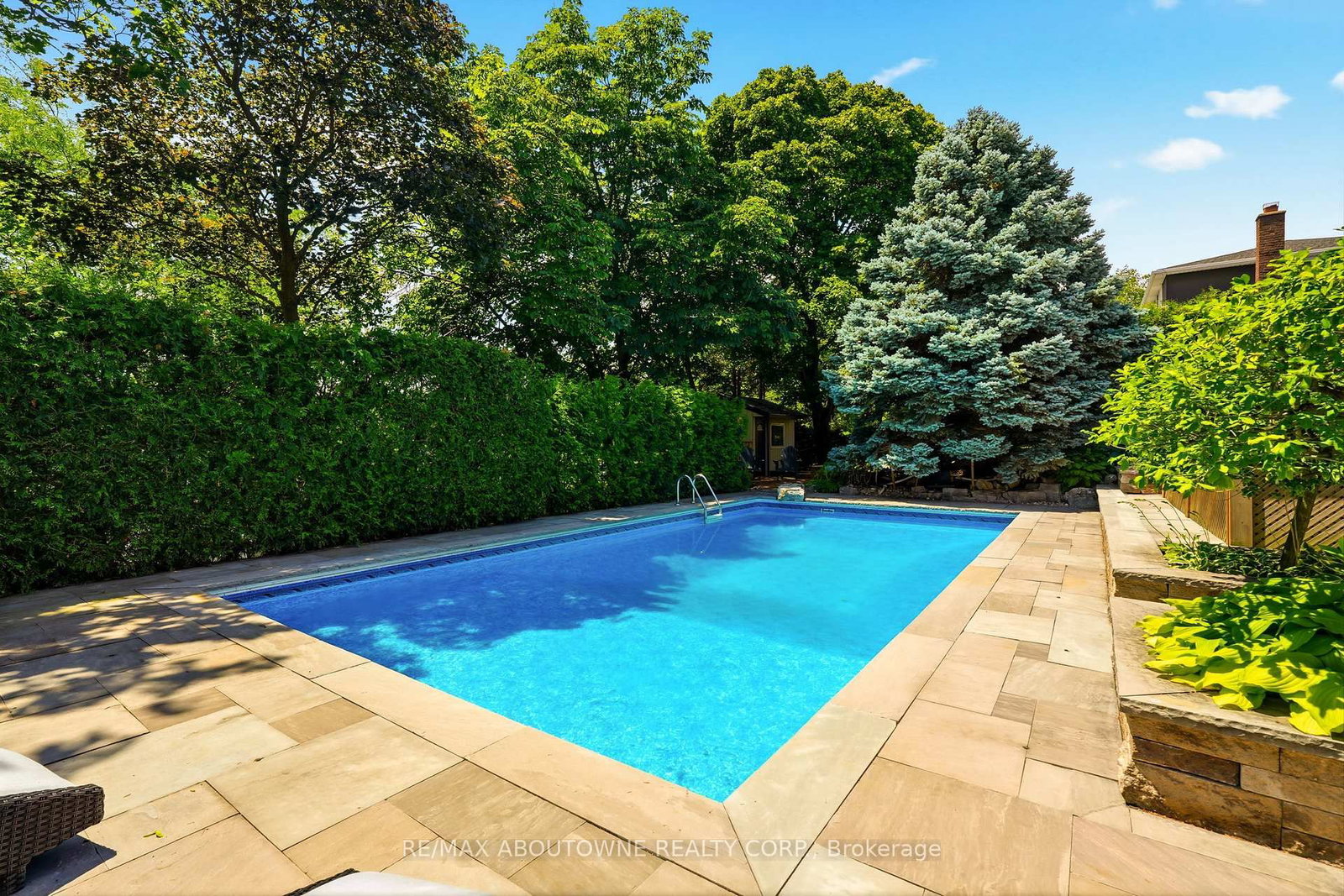 1281 Lakeview Drive • Oakville, ON photo 28