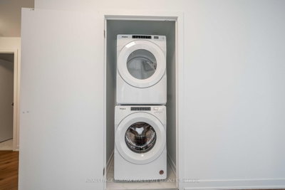 395 Dundas Oakville,ON L6M 5R8 — Photo 12