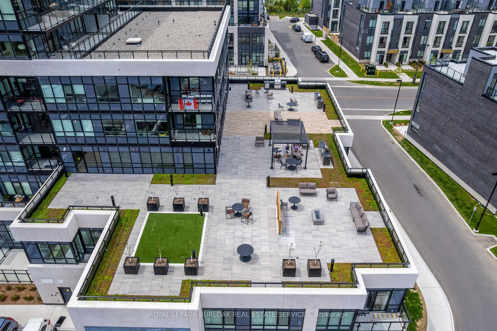 395 Dundas Oakville,ON L6M 5R8 — Photo 18