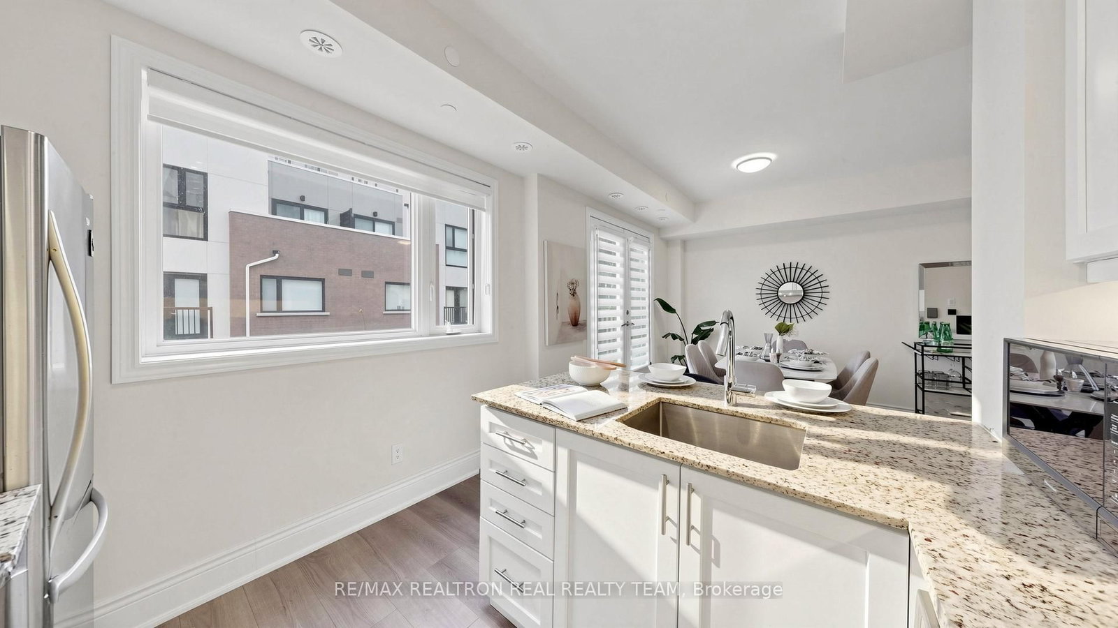 349 Wheat Boom Drive • #333 • Oakville, ON photo 19