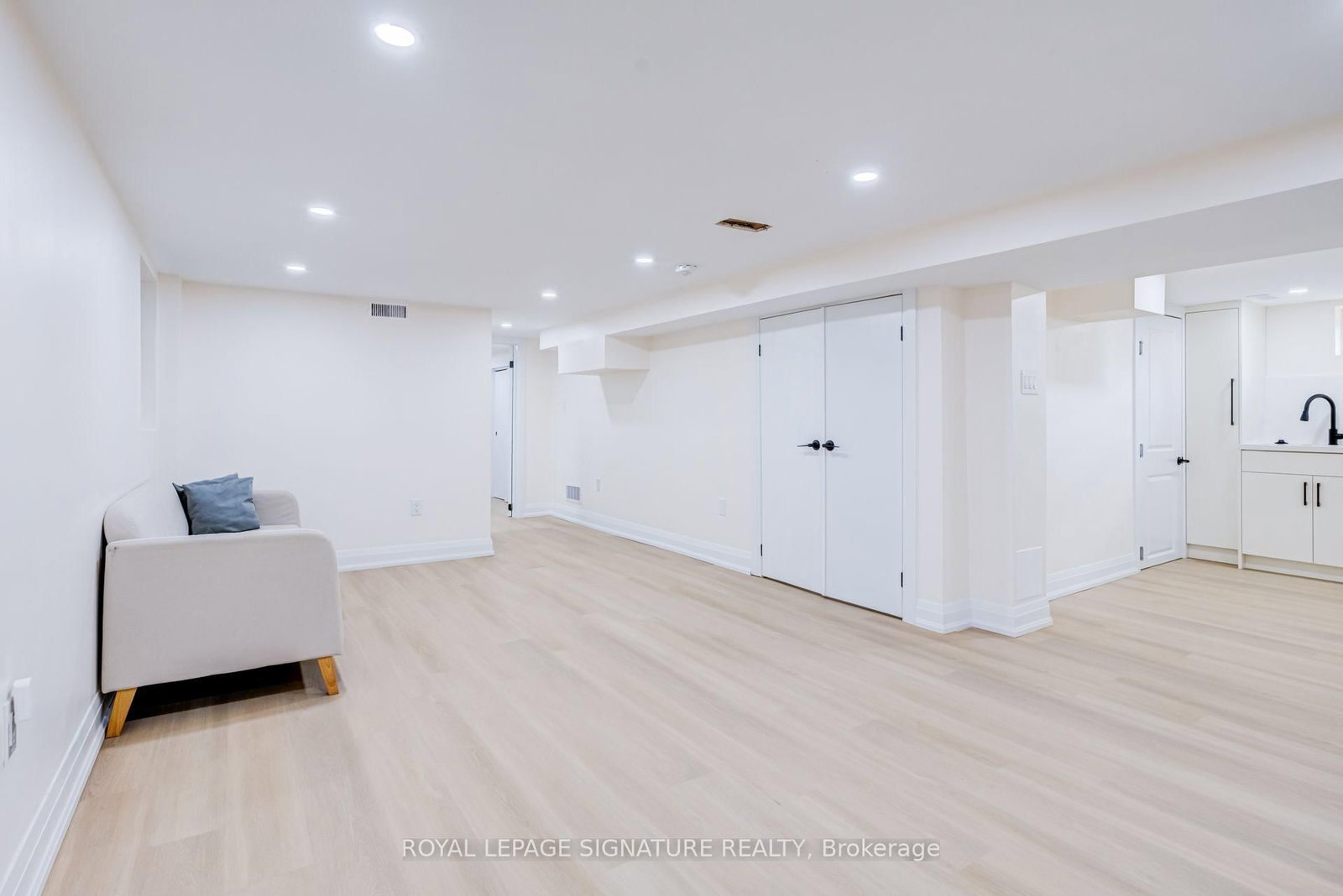 133 Inglewood Drive • Oakville, ON photo 33