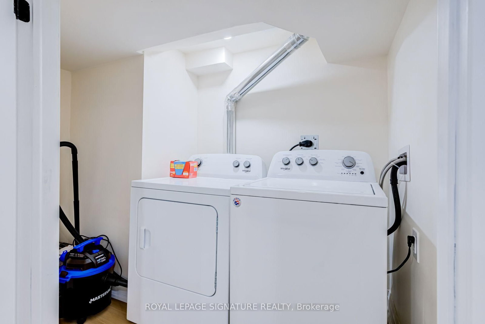 133 Inglewood Drive • Oakville, ON photo 37