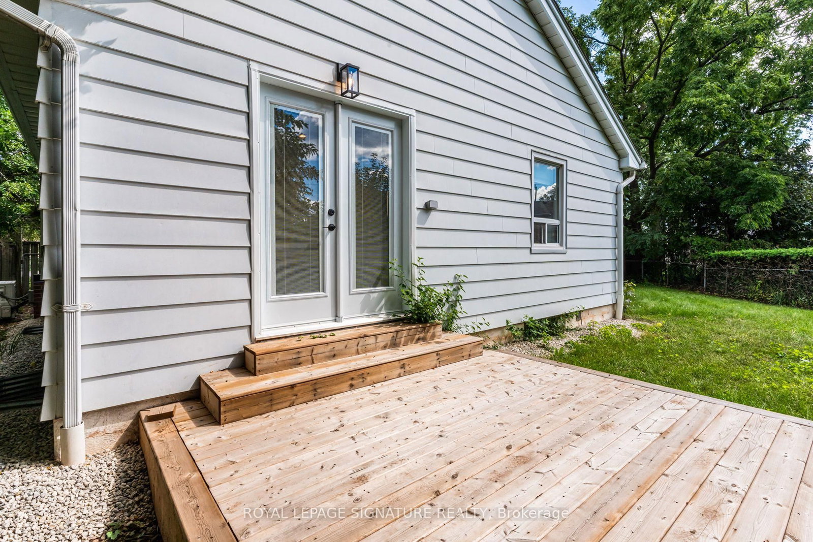 133 Inglewood Drive • Oakville, ON photo 46
