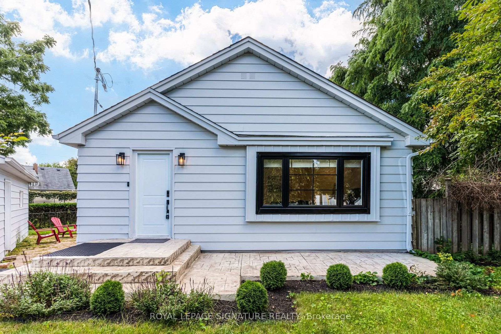 133 Inglewood Drive • Oakville, ON photo 5