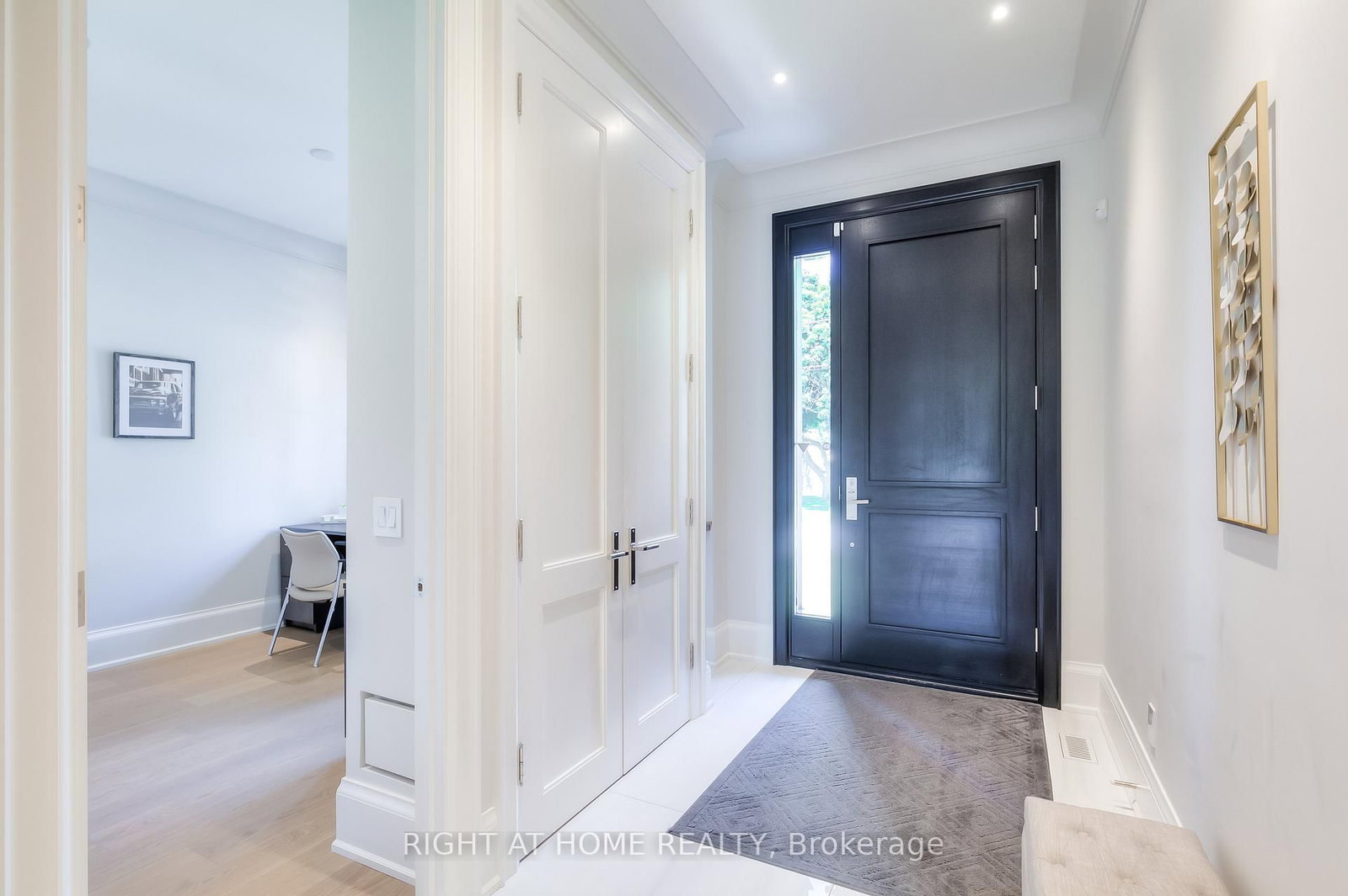 124 Shaver Avenue N • Toronto, ON photo 19