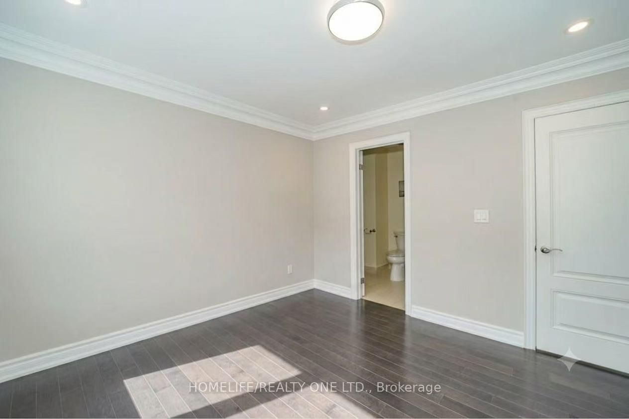 31 Bearwood Drive • Toronto, ON photo 20