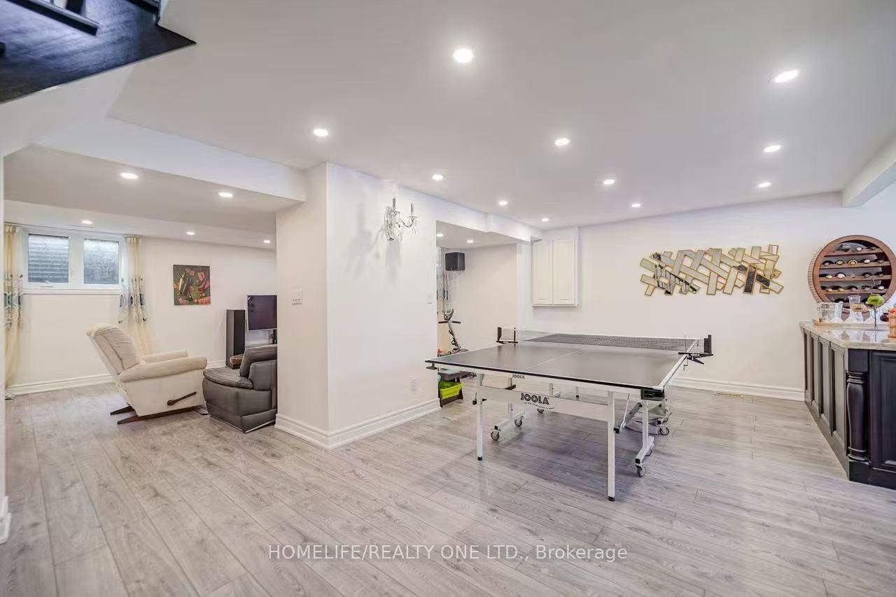31 Bearwood Drive • Toronto, ON photo 31