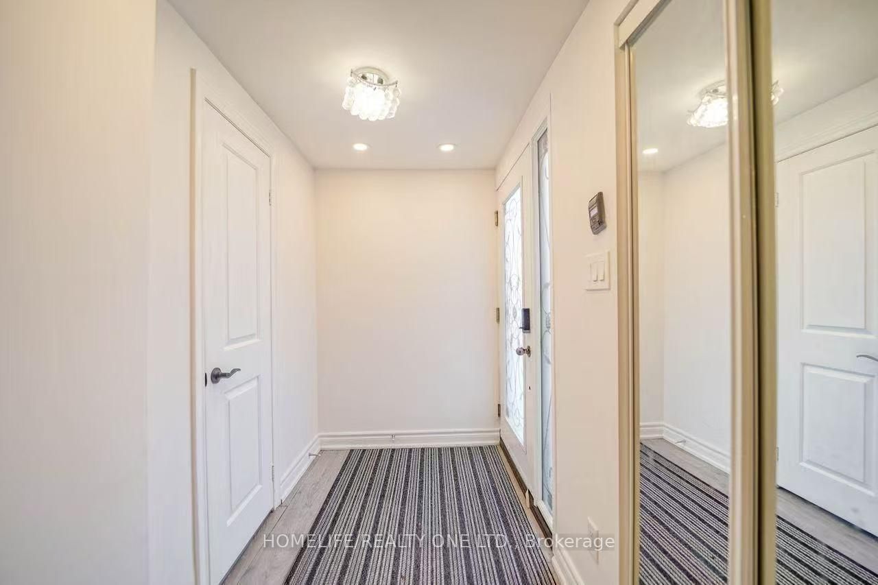 31 Bearwood Drive • Toronto, ON photo 32
