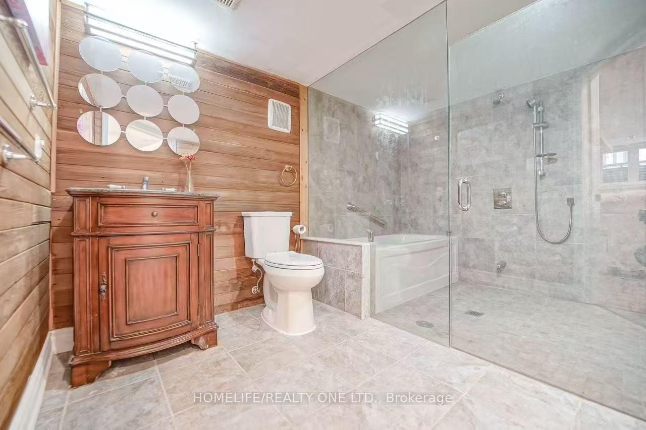 31 Bearwood Drive • Toronto, ON photo 33
