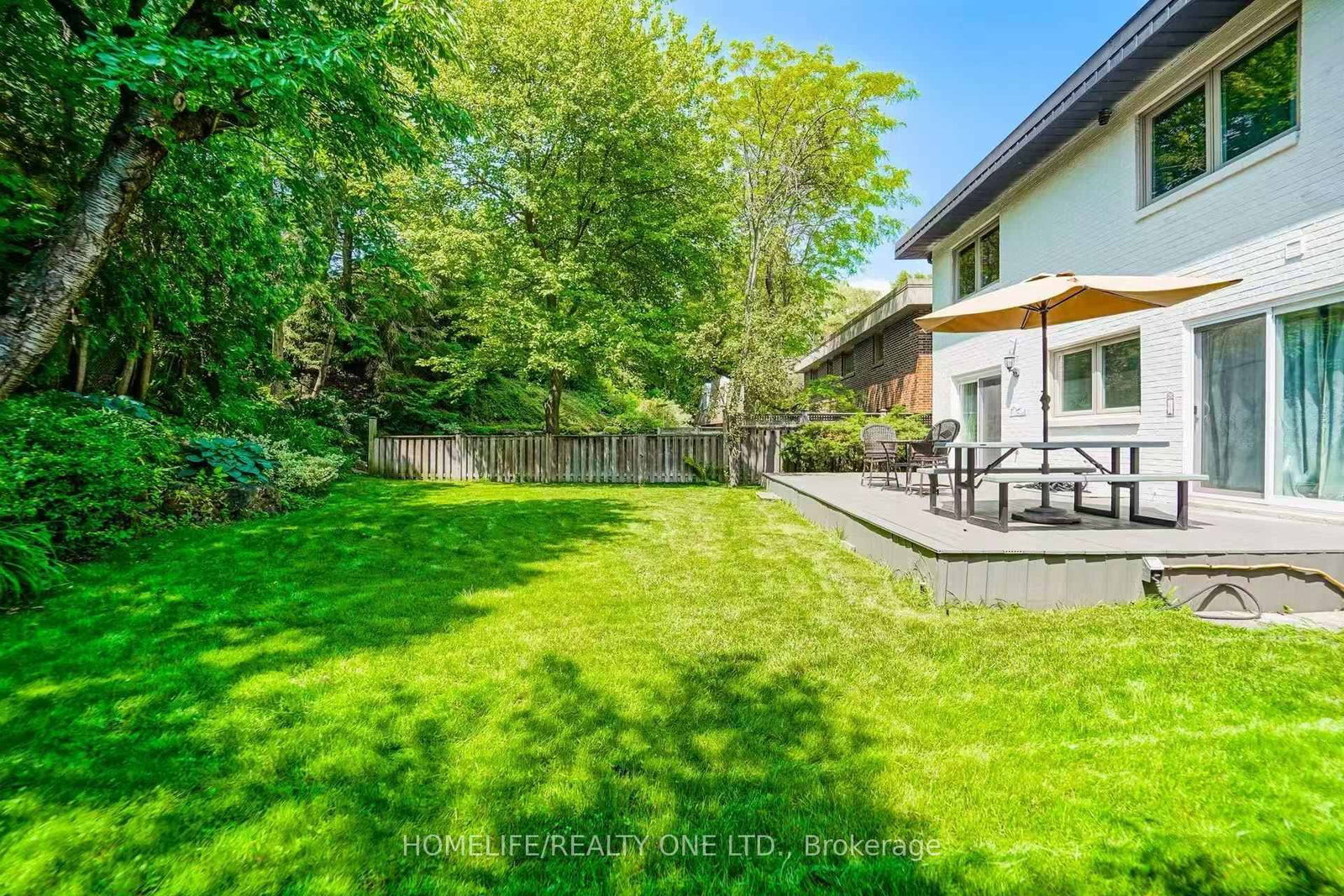 31 Bearwood Drive • Toronto, ON photo 35