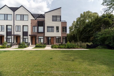 Townhouse for sale at 1-10 Lou Parsons Way, Mississauga, Ontario, L5H 0B2 - Port Credit - MLS: W13743006