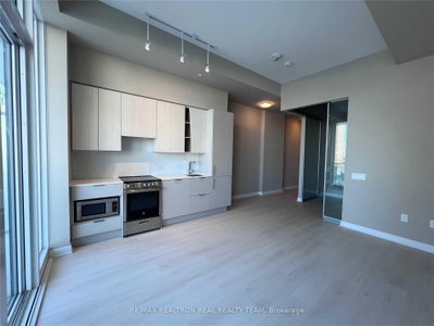 3900 Confederation Parkway • #316 • Mississauga, ON photo 6