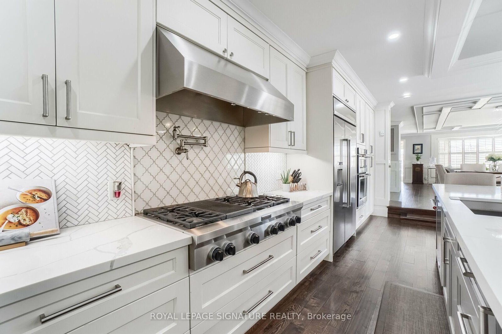 16 Bairstow Crescent • Halton Hills, ON photo 8