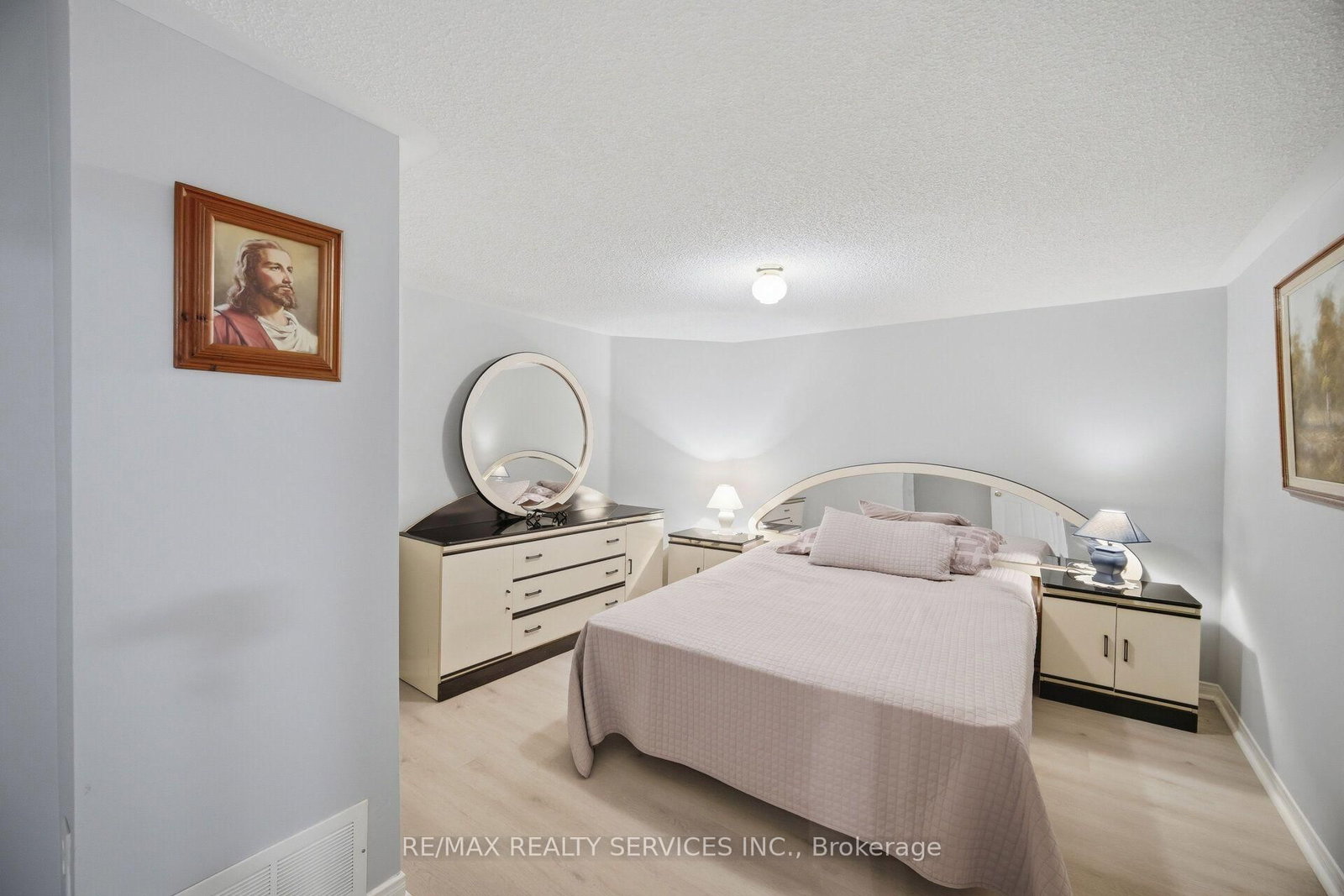 39 LEGEND Lane • Brampton, ON photo 44