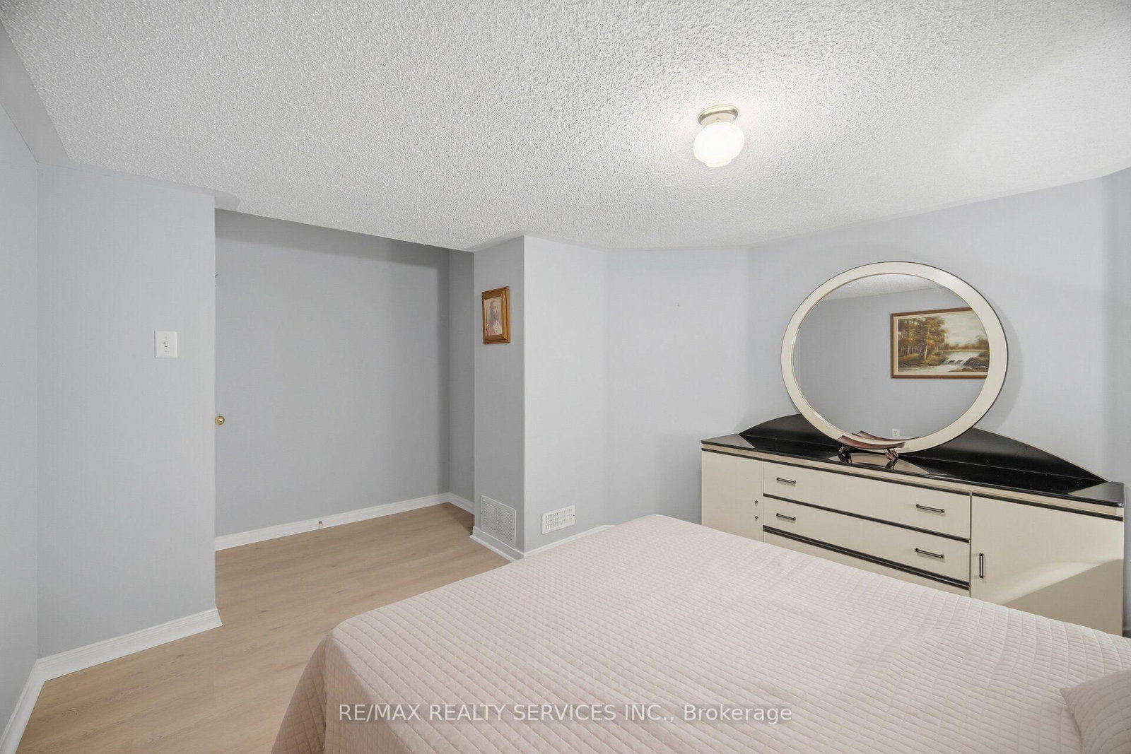 39 LEGEND Lane • Brampton, ON photo 45