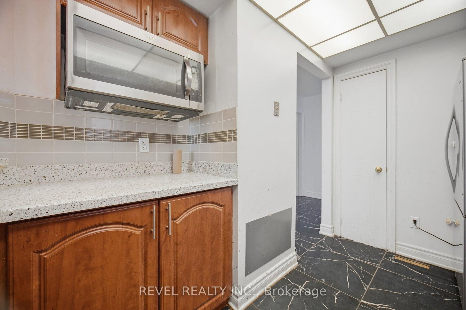 5633 Cortina Crescent • Mississauga, ON photo 8
