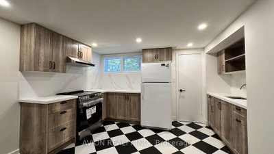 BSMT - 570 Exbury Cres - Photo 1
