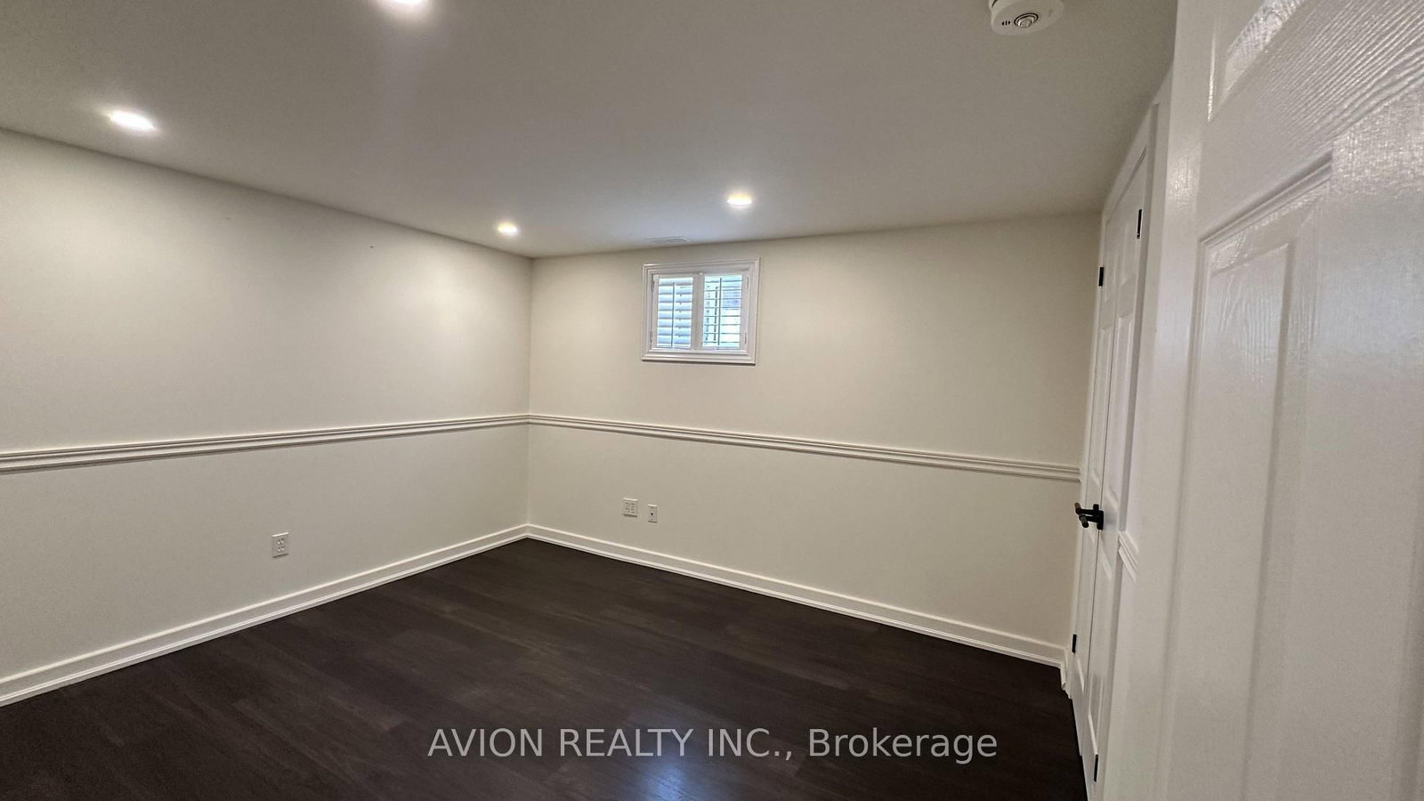 BSMT-570 Exbury Cres, Mississauga, view 10