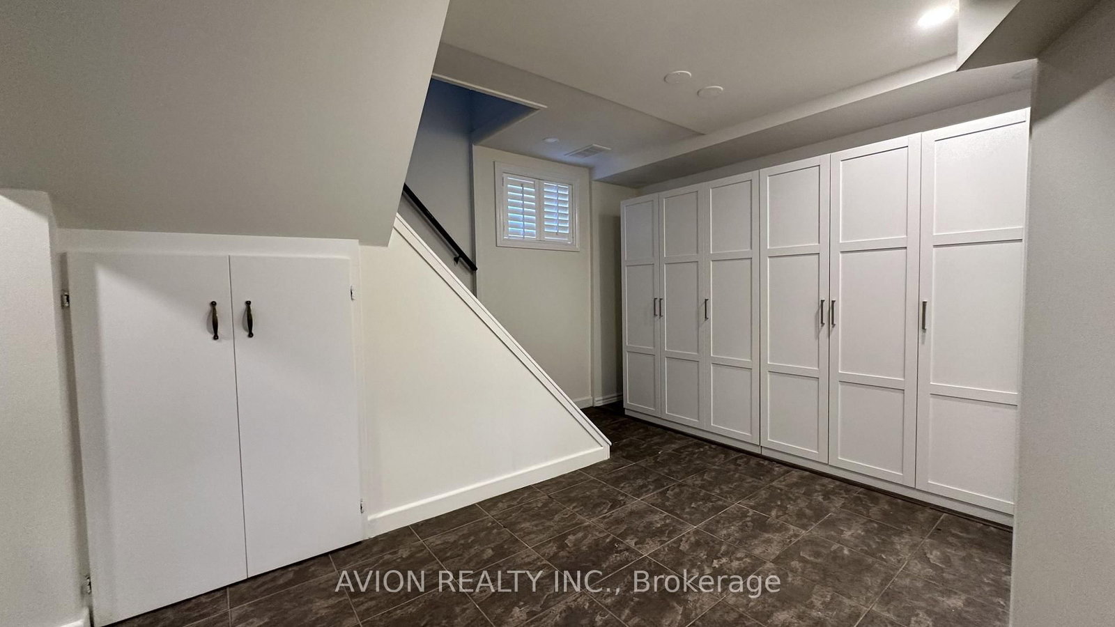 BSMT-570 Exbury Cres, Mississauga, view 14