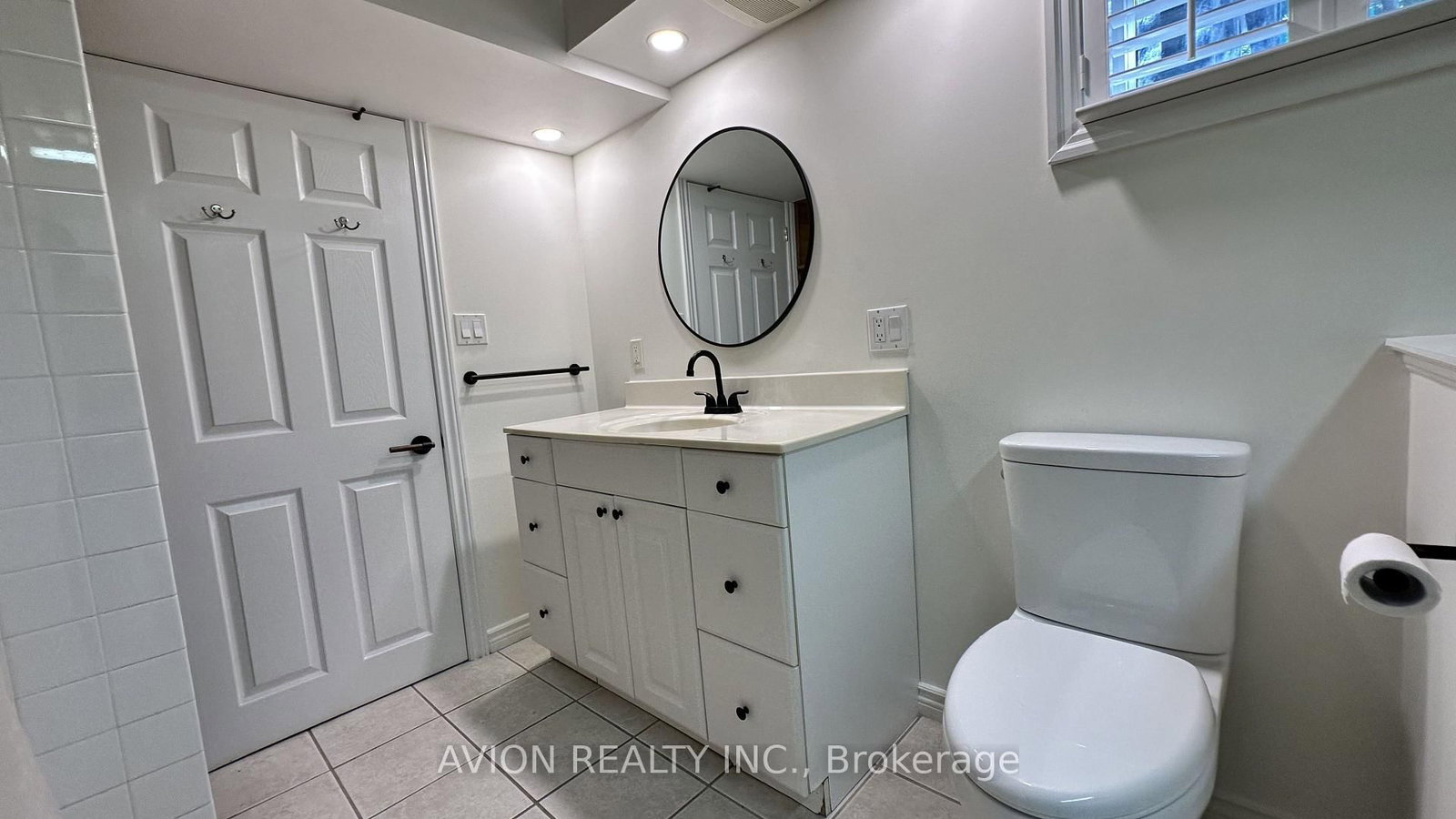 BSMT-570 Exbury Cres, Mississauga, view 16