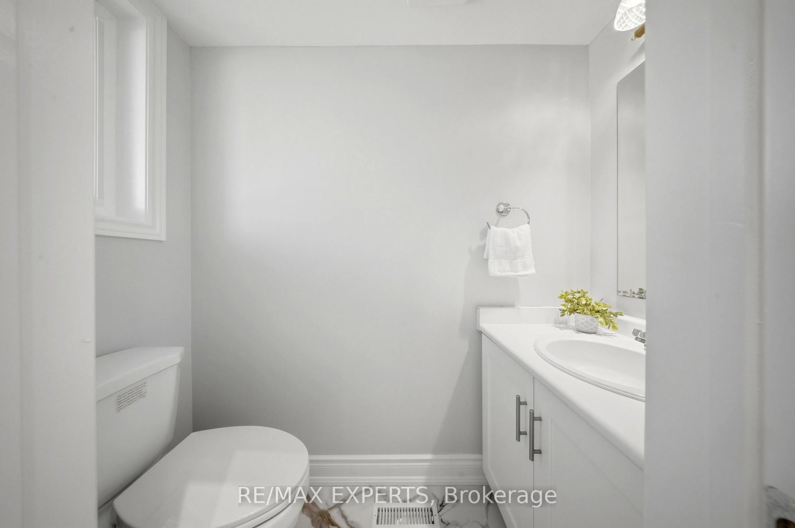5910 Greensboro Drive • #113 • Mississauga, ON photo 14