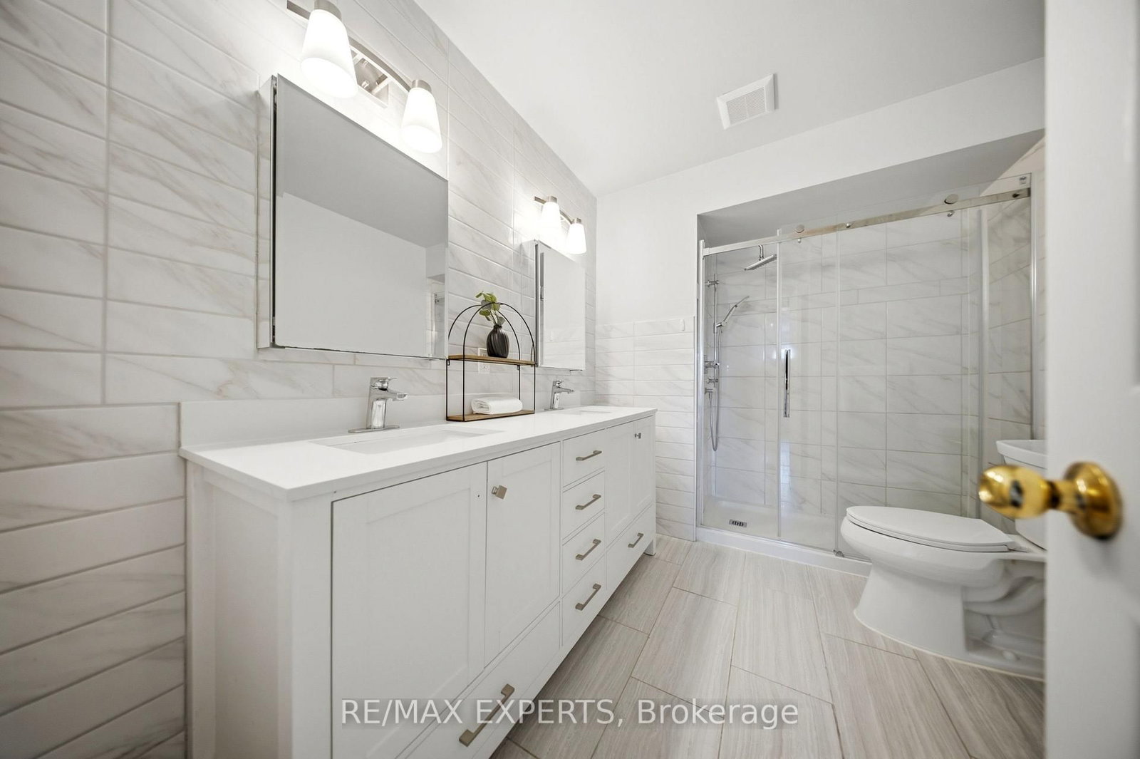 5910 Greensboro Drive • #113 • Mississauga, ON photo 19