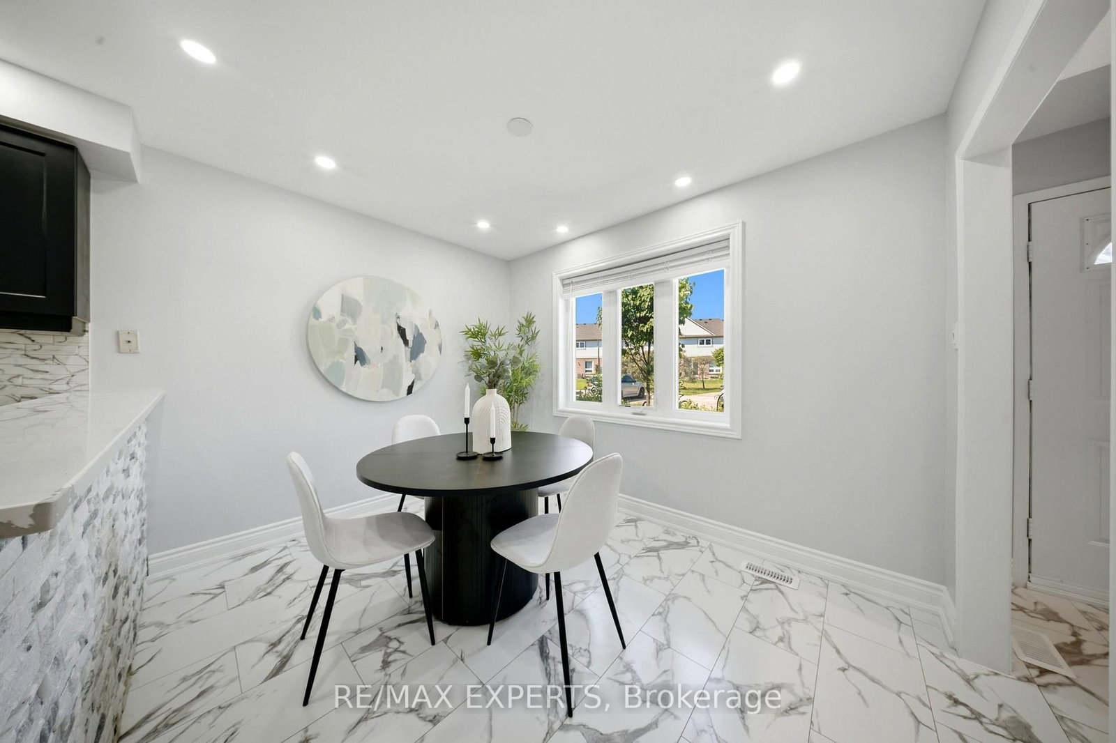 5910 Greensboro Drive • #113 • Mississauga, ON photo 6