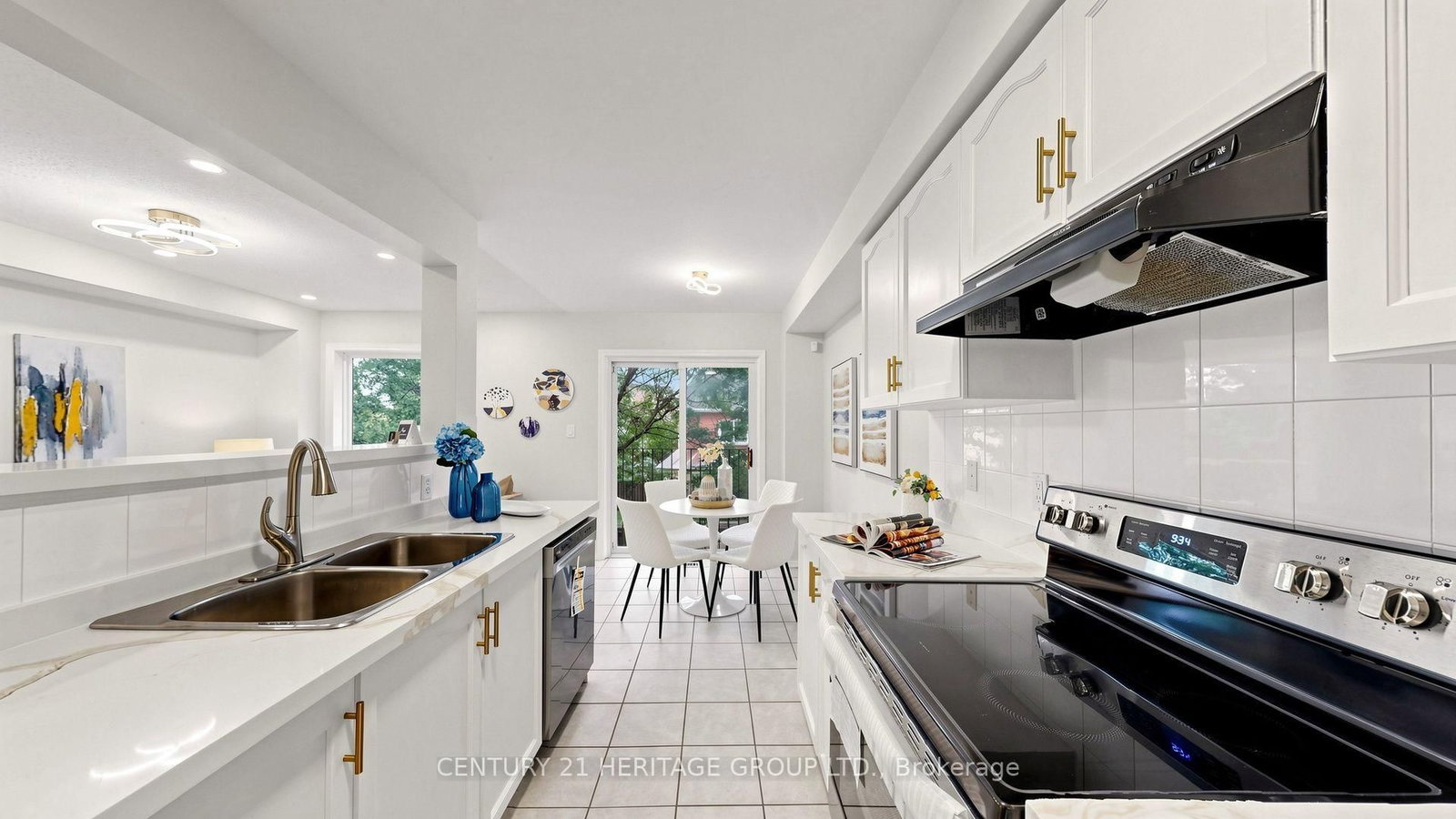 Unit 39, 2 Clay Brick Court • Brampton, ON photo 19