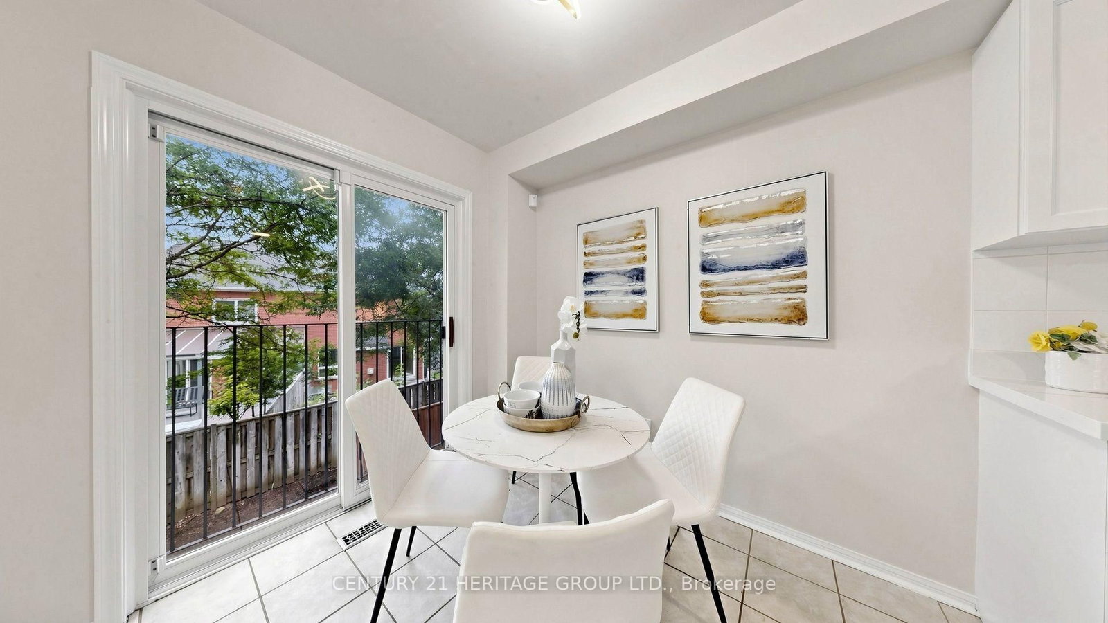 Unit 39, 2 Clay Brick Court • Brampton, ON photo 22