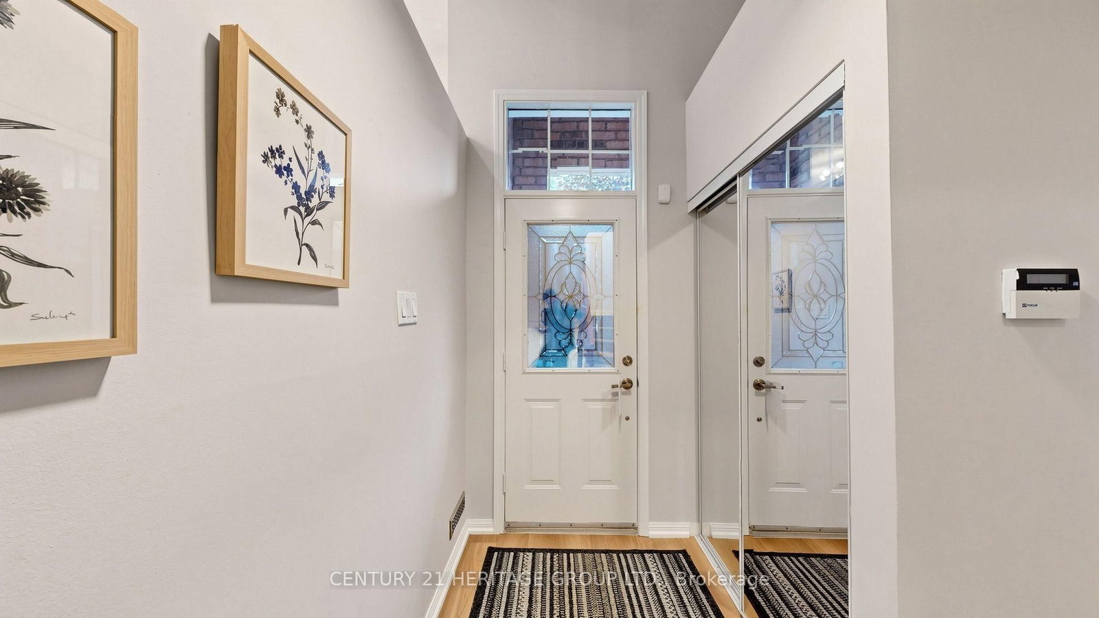 Unit 39, 2 Clay Brick Court • Brampton, ON photo 5